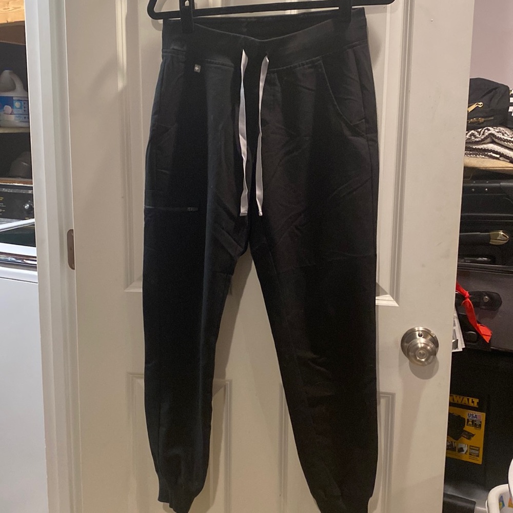Figs scrub pants